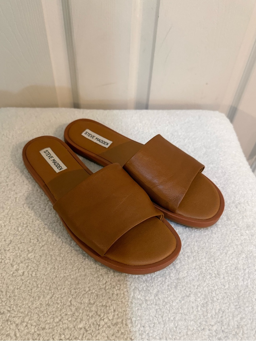 Steve Madden Tan Leather Slide Sandals